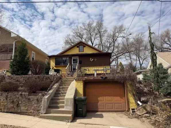 1921 S Helen St, Sioux City, IA 51106