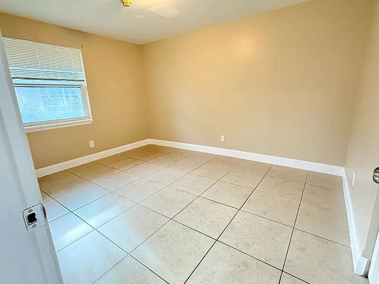 2770 NW 14th Ct #2 — Photo 8