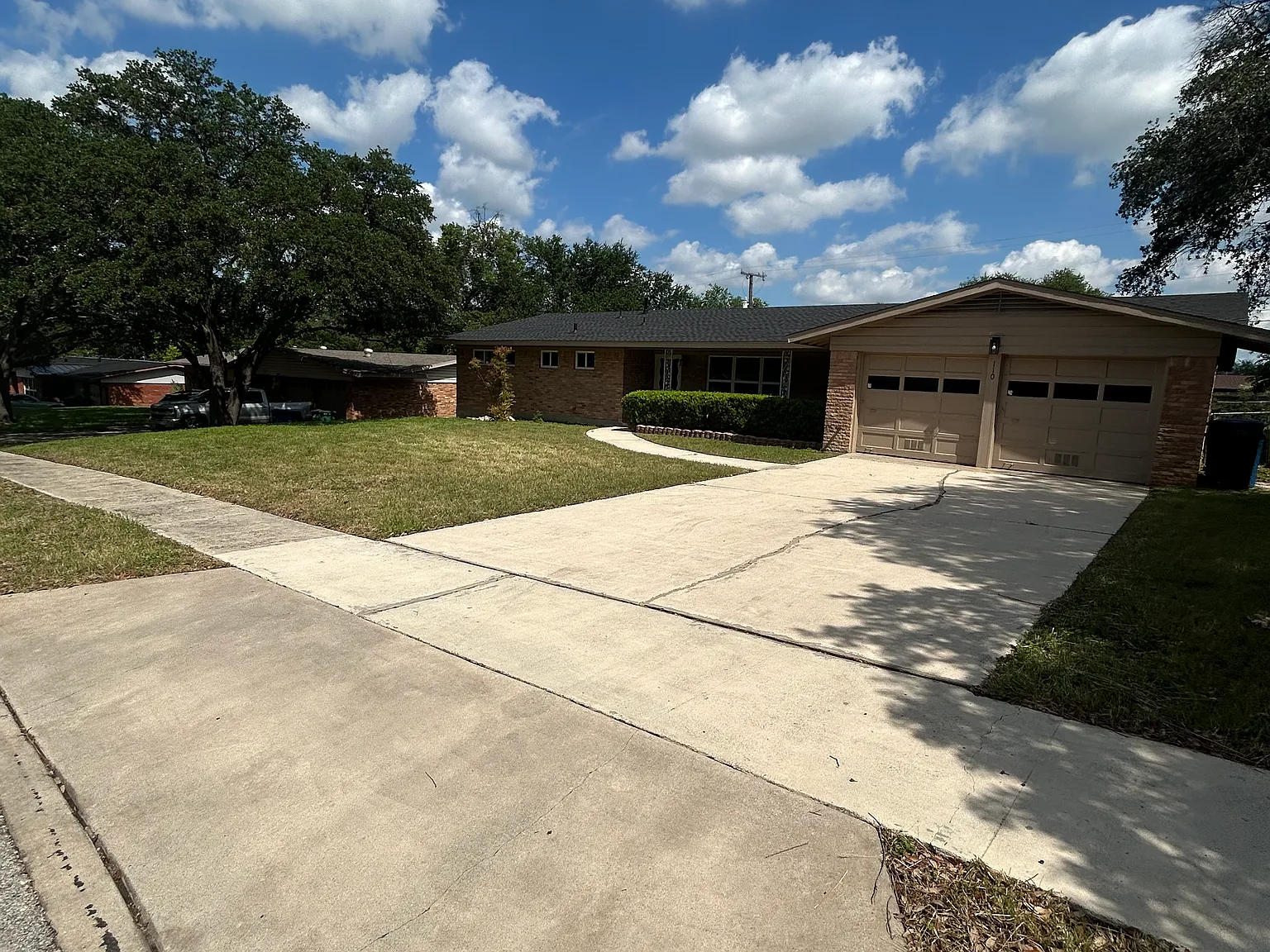 3 bed, 1751 sqft, $1,950 — Photo 2
