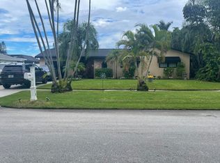 79 Oregon Ln, Boca Raton, FL 33487