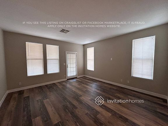 3rd image of 1201 Valerio Ln