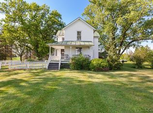 9338 E Mulberry Rd, Blissfield, MI 49228