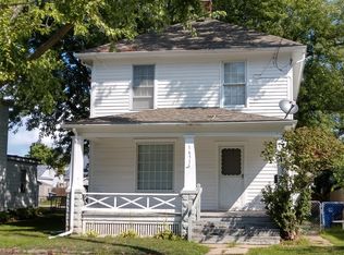 1631 28th Ave, Moline, IL 61265