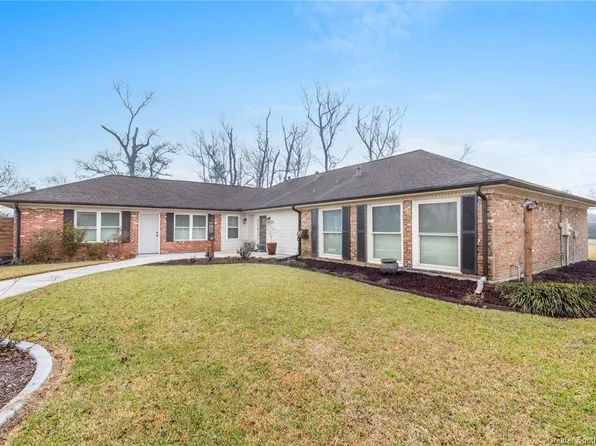 3725 Lake St, Lake Charles, LA 70605