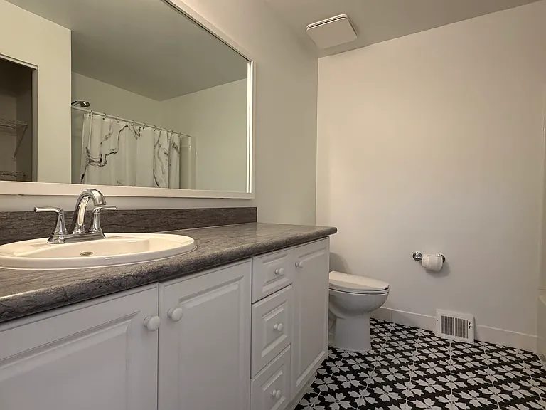 4124 Salford Ct — Photo 15