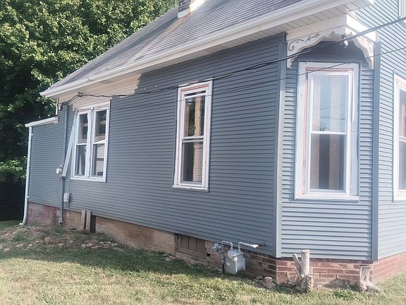 2nd image of 1210 Constance St