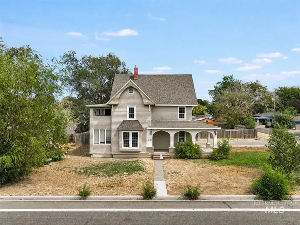 204 Harrison St, Twin Falls, ID 83301