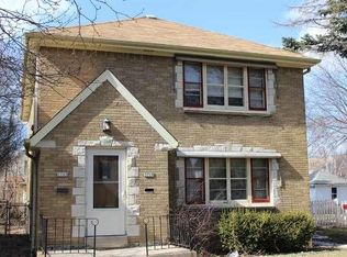 5718 W Roosevelt Dr, Milwaukee, WI 53216