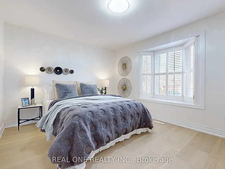 99 Aitken Cir — Photo 35