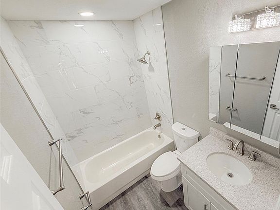 5th image of 1211 Weston Ct