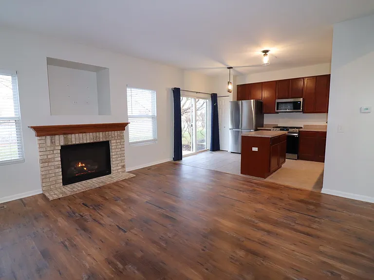 1940 Candlelight Cir — Photo 8