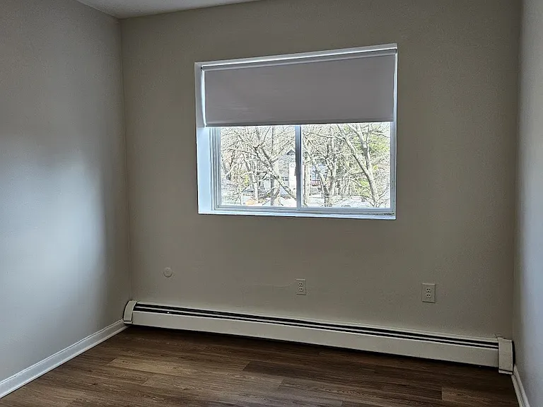 700 Cummins Hwy #10 — Photo 8