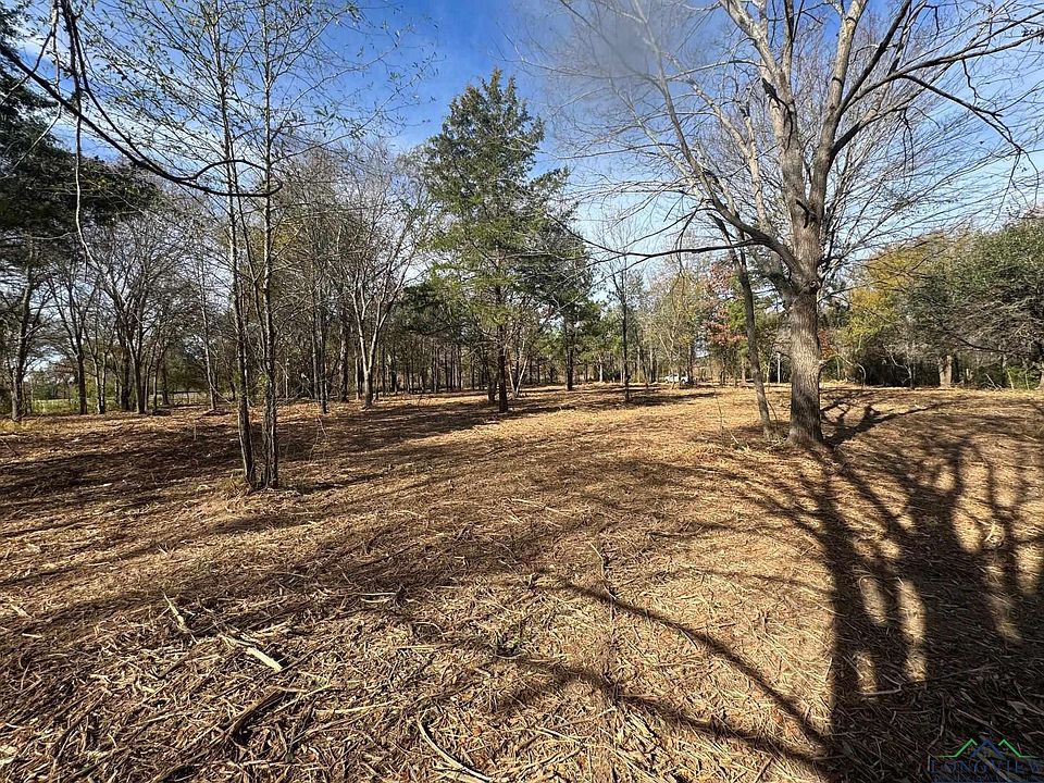 1st image of 20 Ac Cres #401
