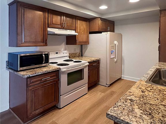 4th image of 25611 Quail Run Unit 100
