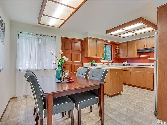 3rd image of 14833 438th Ave SE