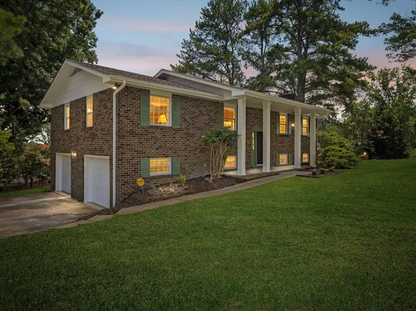 1200 Forest Green Dr, Chattanooga, TN 37412