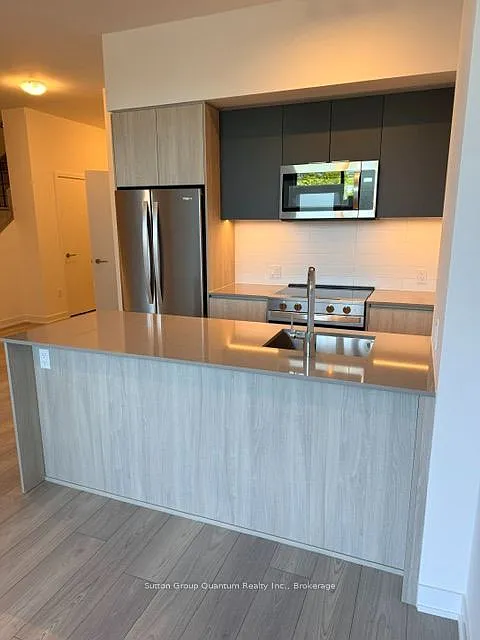 3 bed, $4,380 — Photo 4