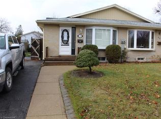 43 Inverness St, Brantford, ON N3V1A9
