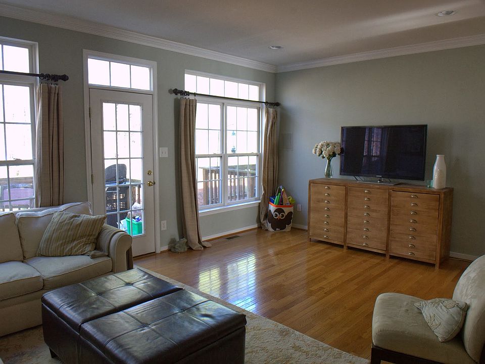 2nd image of 8740 Springwater Dr