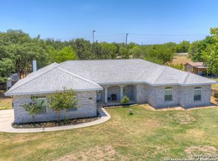 1531 Flaming Oak Dr, New Braunfels, TX 78132