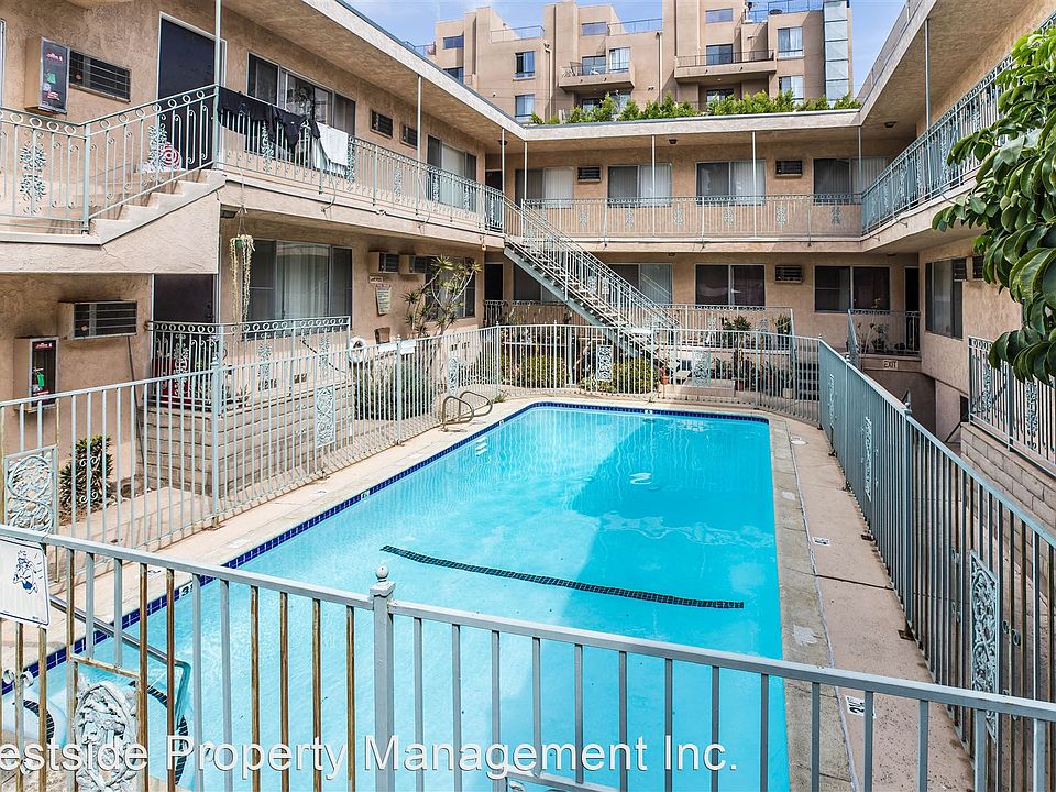 1st image of 7075 Lanewood Ave #23