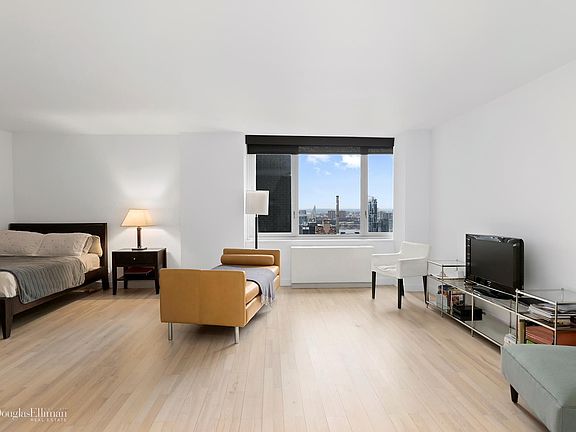 2nd image of 322 W 57th St APT 46E