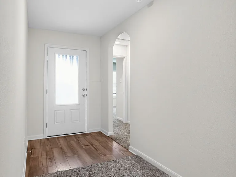 512 Albert Anthony St — Photo 6