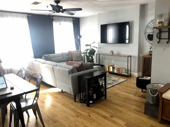 234 70th St #2, Guttenberg, NJ 07093