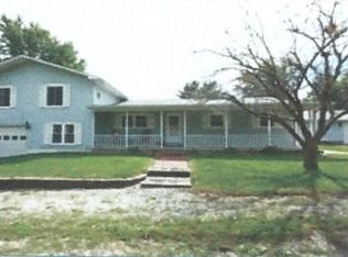 3040 Turpin Rd, Decatur, IL 62521