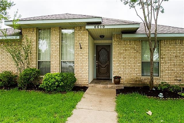 1st image of 6610 Parkview Dr