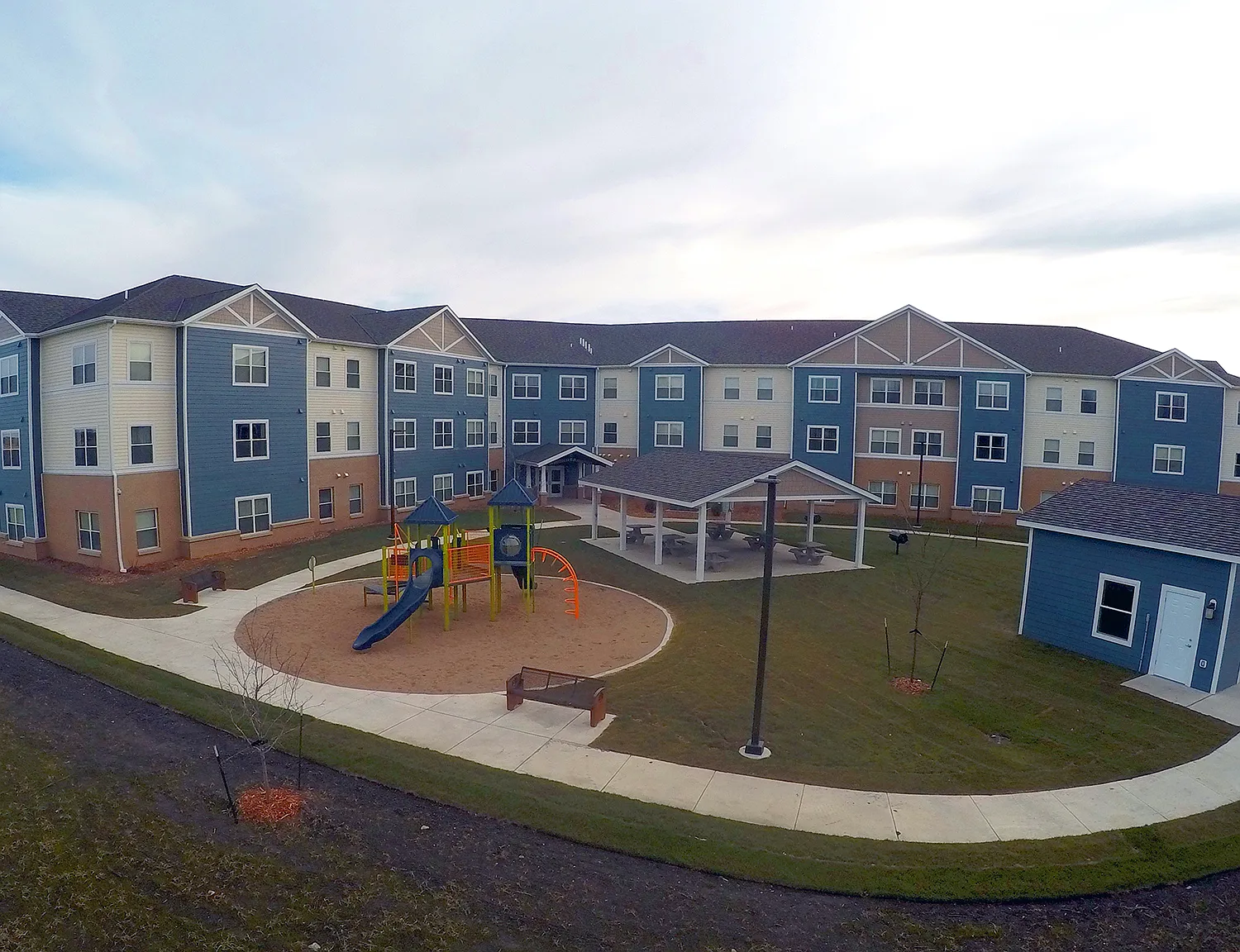Grand Terrace Apartments — Photo 3
