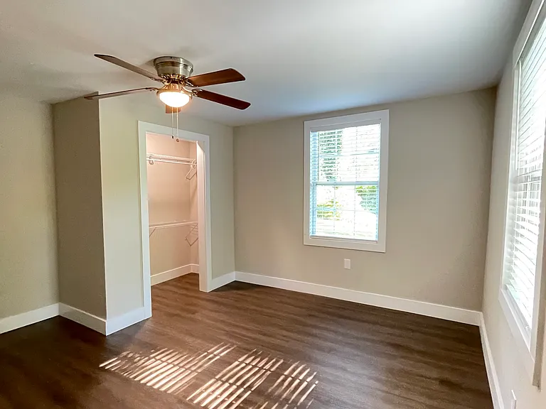492 Holly St NW #2 — Photo 11