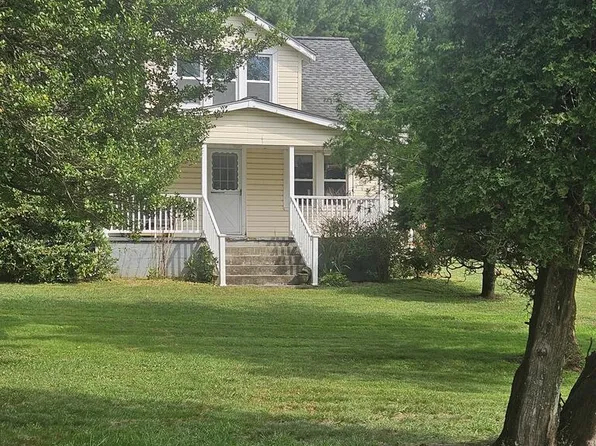 287 Dehart Ln, Meadows Of Dan, VA 24120