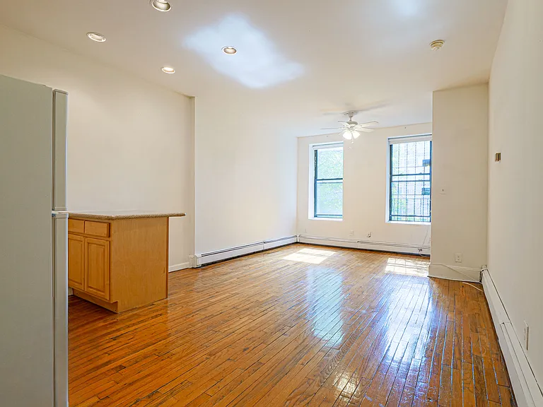 677 Classon Ave #2LR — Photo 1