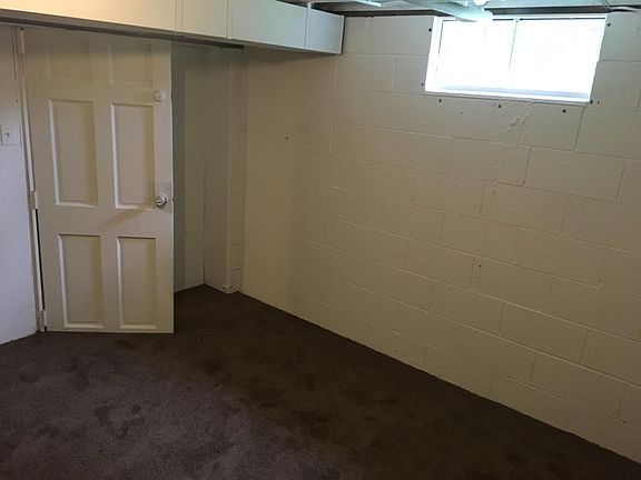 Extra room in basement