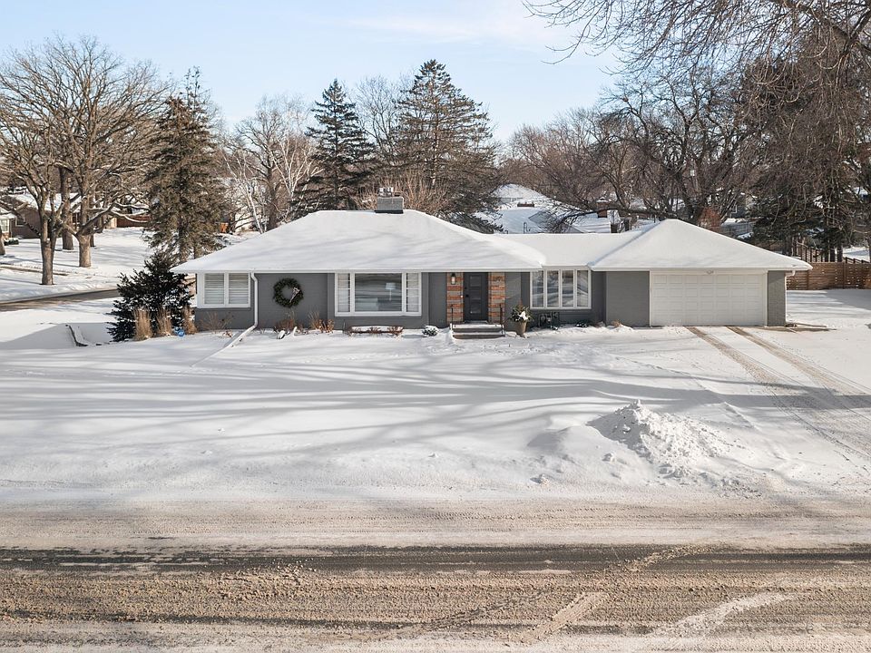 1st image of 6901 Wooddale Ave S