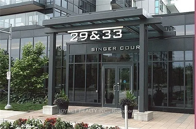 29 Singer Ct #305
