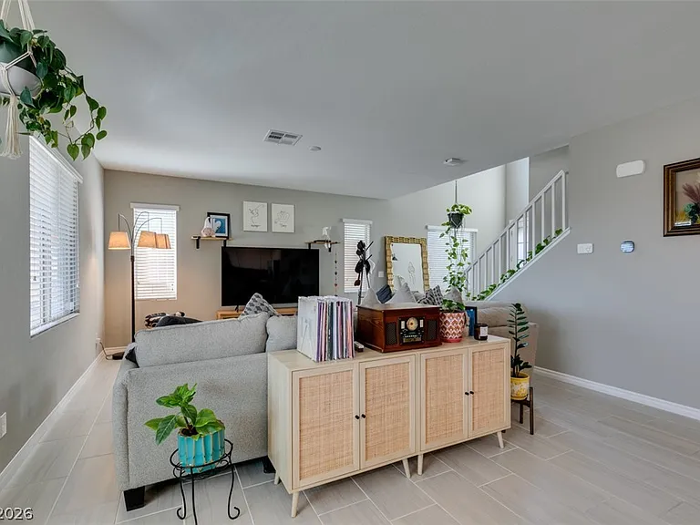 8160 Skye Desert Dr — Photo 10