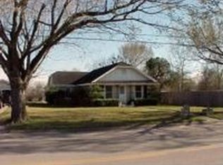 2309 Pleasant Green Dr, Victoria, TX 77901