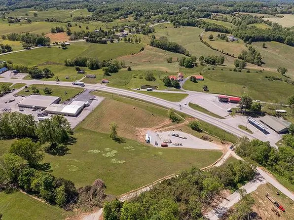Livingston Hwy, Byrdstown, TN 38549