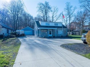 4348 Everett Hull Rd, Cortland, OH 44410