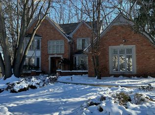 1624 Wakefield Ct, Rochester Hills, MI 48306