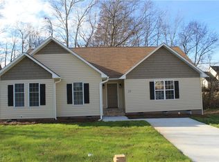 23 Crite Ct, Greensboro, NC 27405