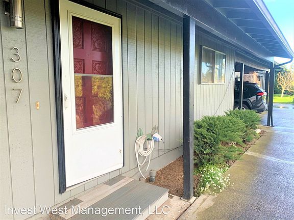 3rd image of 319 NE 104th Ave #6654037