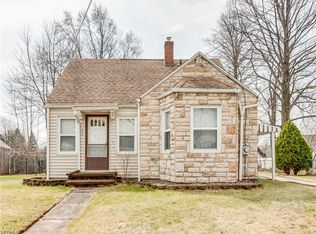 44 E Woodsdale Ave, Akron, OH 44301