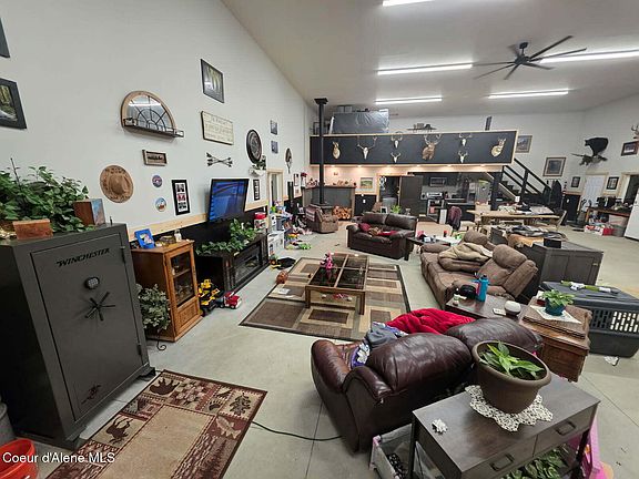 2nd image of 6922 Clagstone Rd