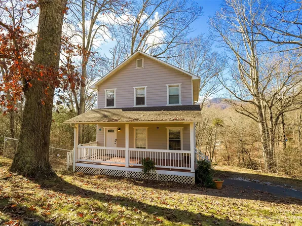 4 Dewey Ln, Candler, NC 28715