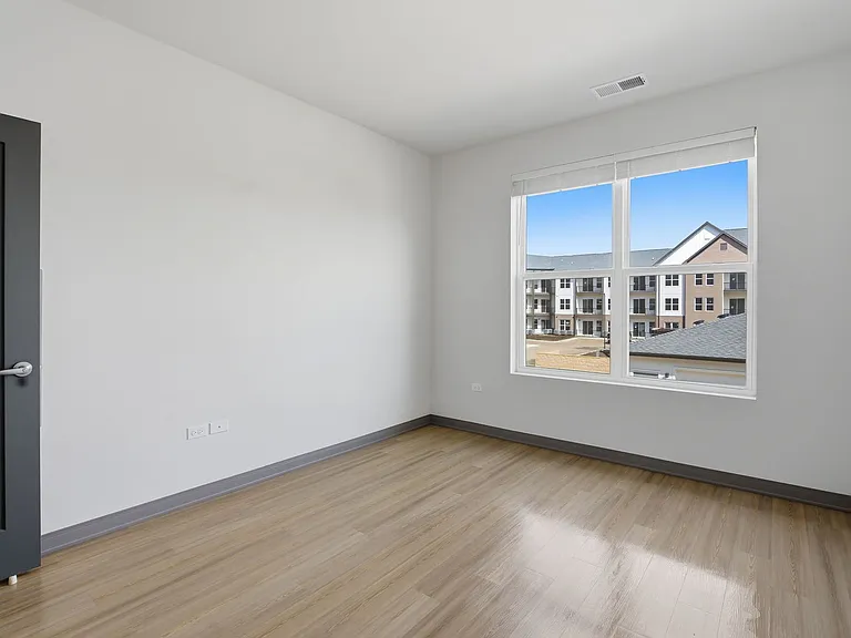 1227 Rock Run Crossings Dr #112 — Photo 15