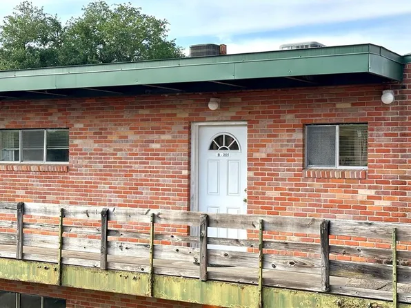 3838 Pontchartrain Dr APT B205, Slidell, LA 70458