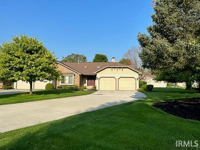 2nd image of 921 Larimer Dr